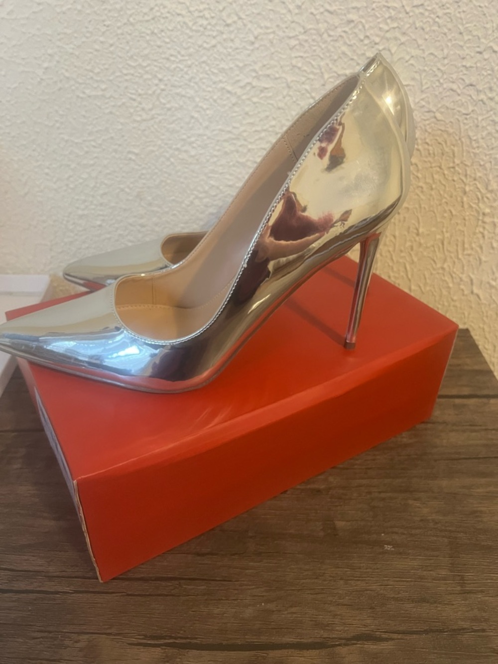 Lucy Metallic Silver Pointed-Toe Stiletto Pumps - Picture 3 of 5